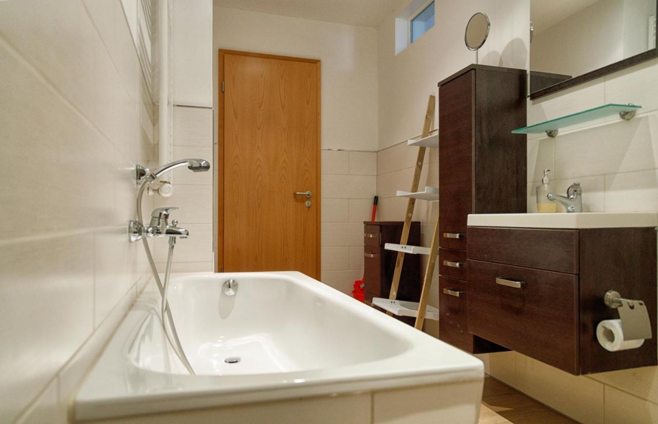 Blue Chili 20 - Zentral In Der Wlan Bis 4 Pers Apartament Magdeburg